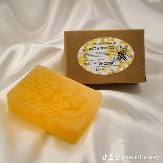 "Golden Bliss: Nourish Your Skin with Honey & Coconut Luxury Soap"