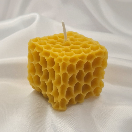 "Illuminate Your Space with the Sweet Glow of Nature: Handcrafted 100% Beeswax Honeycomb Cube Candle"