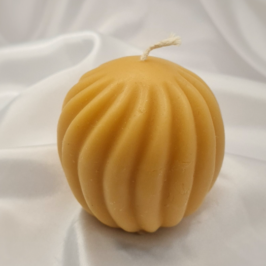 "Glow Naturally: Elevate Your Space with Our Elegant 100% Beeswax Swirl Ball Candle"